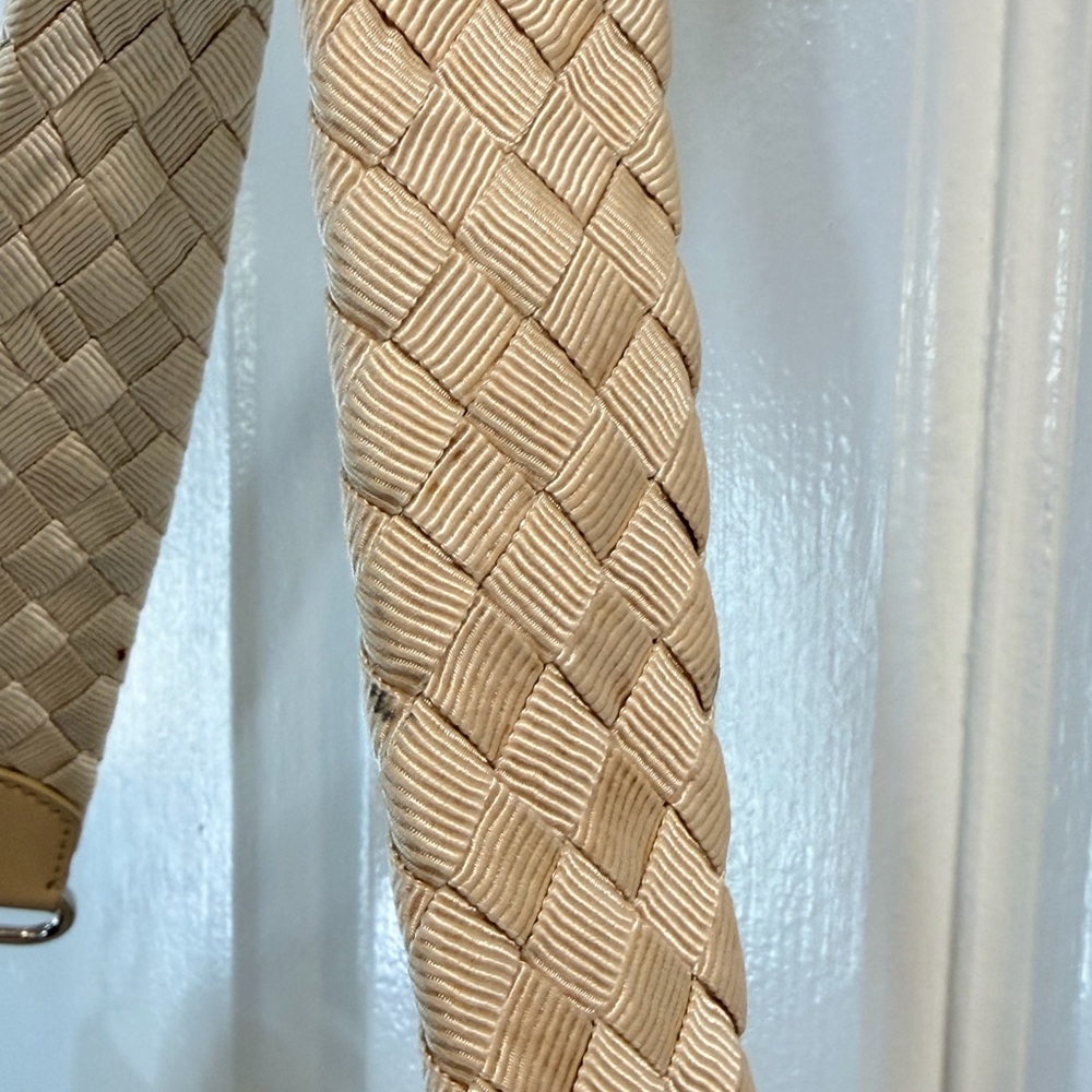 The Sak Woven Ribbon Baguette Shoulder Bag Beige Gold Braided Strap - Picture 5 of 5